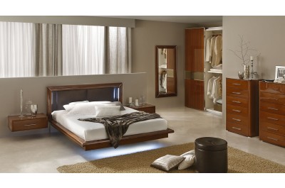 Sky Modern Italian Bedroom set - N
