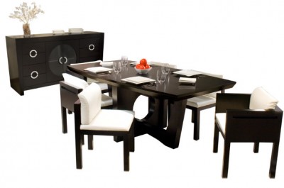 Rondo Dining Table