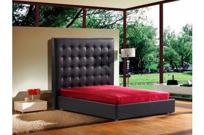 Modern Italian Leather Bed B821