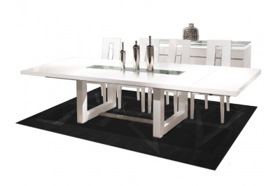 Novo Dining Table