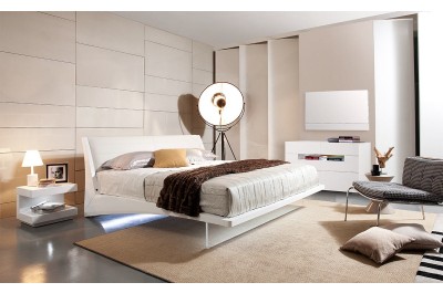 Volterra - Contemporary White Lacquered Floating Bed With Lights 