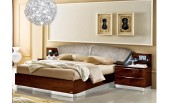 Odelia Walnut Modern Italian Bedroom set - N