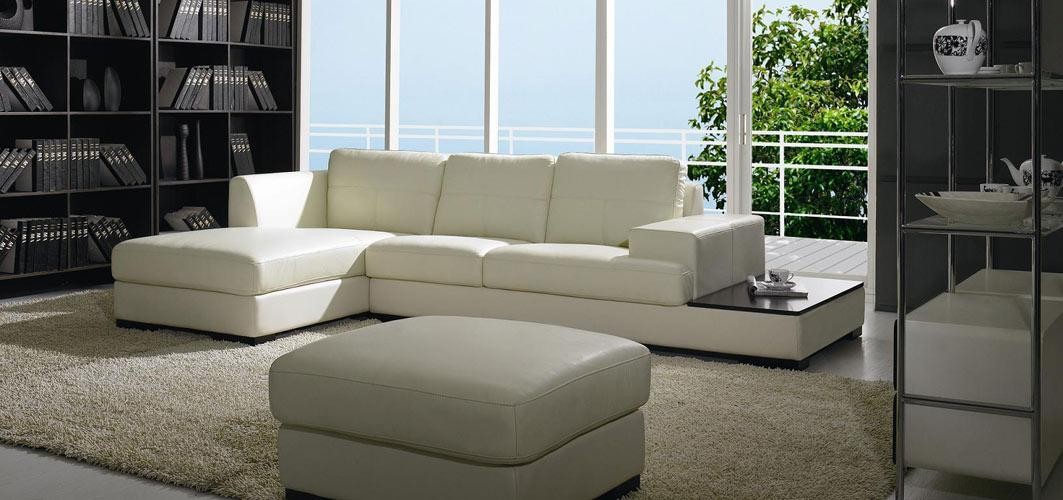 BO 3983 - Contemporary Low Profile Leather Sectional Sofa - Leather